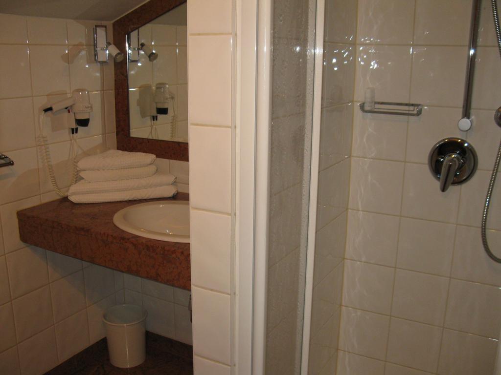 Hotel Martin Ramsau am Dachstein Chambre photo