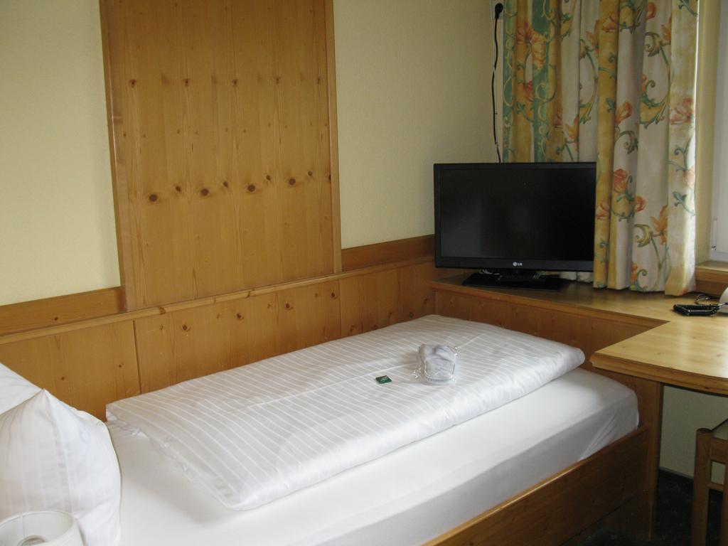 Hotel Martin Ramsau am Dachstein Chambre photo