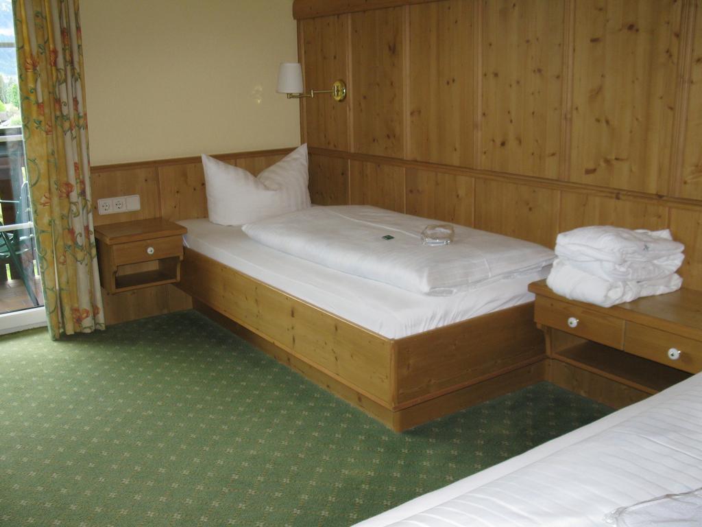 Hotel Martin Ramsau am Dachstein Chambre photo